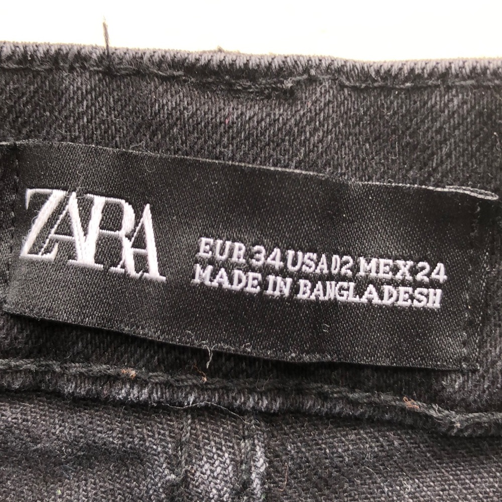 Nice Zara shorts that are like new - Picture 2 of 2